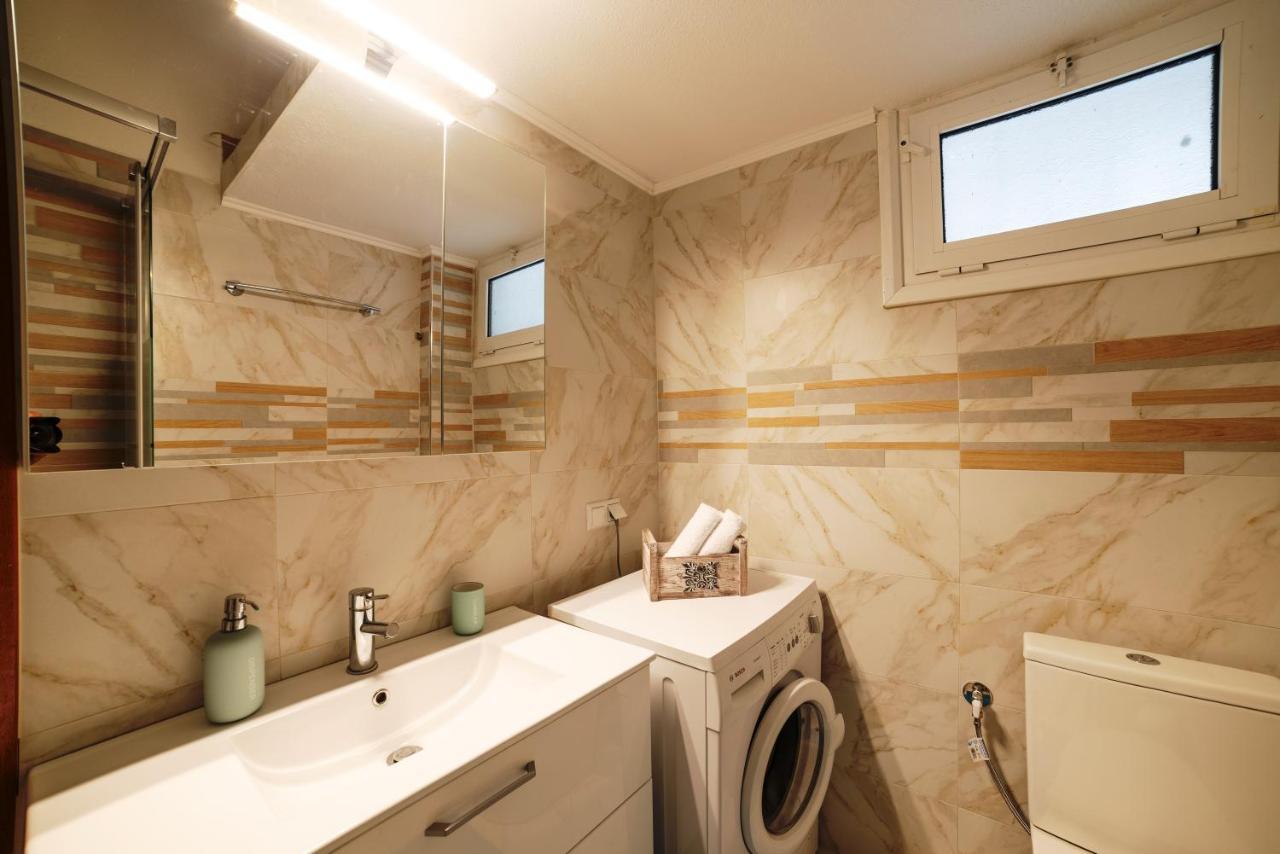 Porto Ofrynio Central Deluxe Golden Apartment Ofrínion 外观 照片